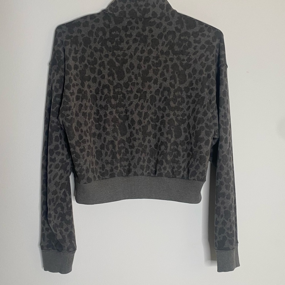 Victoria Secret Coat / Size: MEDIUM / Animal Print / Gently used. - Picture 4 of 5